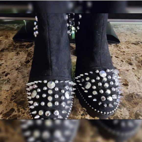 Black Sexy Suede Studded Slip on Comfy Platform Booties Size 10 - Picture 5 of 8